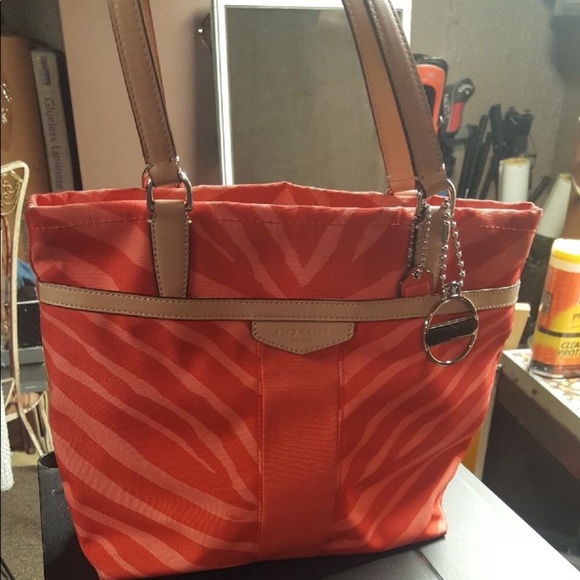 COACH Hot Coral Signature stripe zebra tote bag - Picture 3 of 5